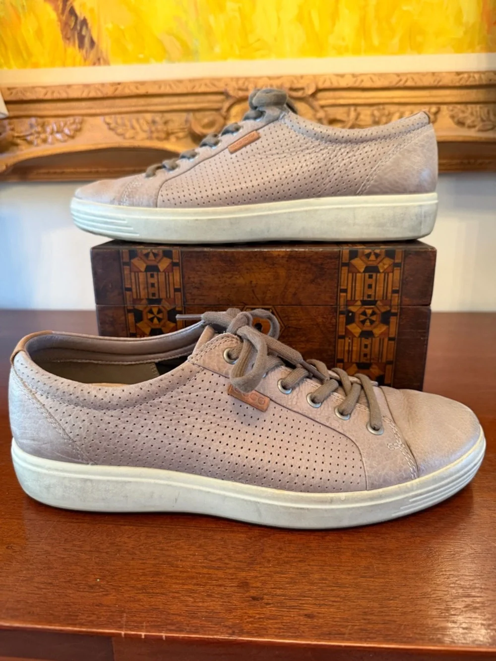 ECCO Men’s Taupe Leather Low Top Sneakers EU 43 US 9-9.5